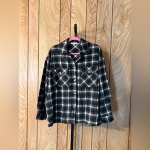 Black & Gray Plaid Button-Down Shacket